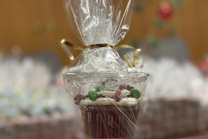 Christmas Cupcakes, the 1st Place Winner from the Cakes & Breads Division, from Piedmont High School